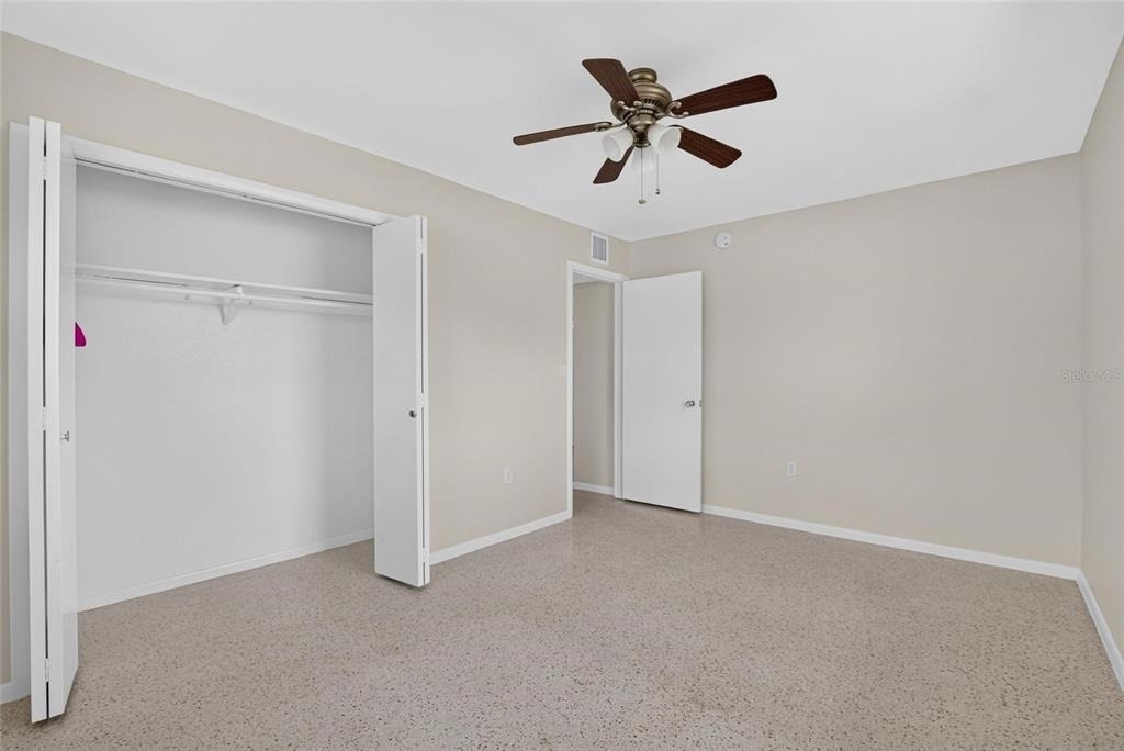 705 Thunderbird Avenue - Photo 23