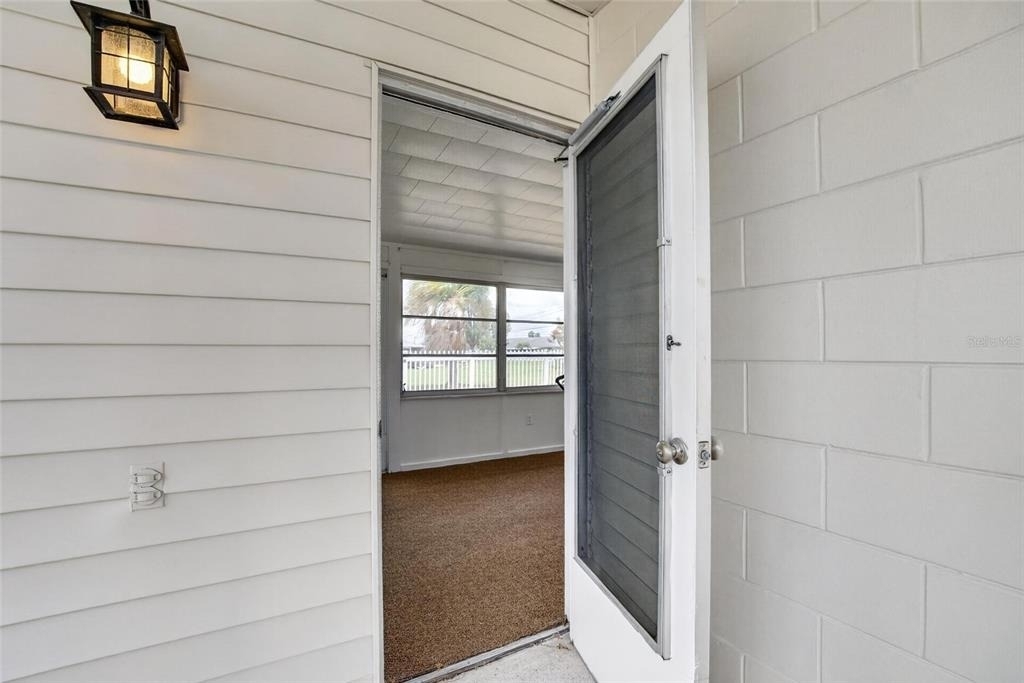 705 Thunderbird Avenue - Photo 39