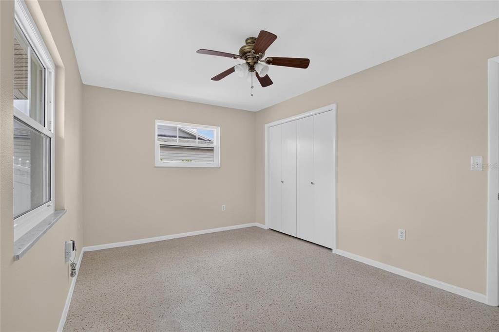 705 Thunderbird Avenue - Photo 22