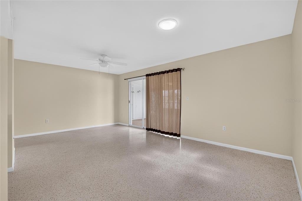 705 Thunderbird Avenue - Photo 26