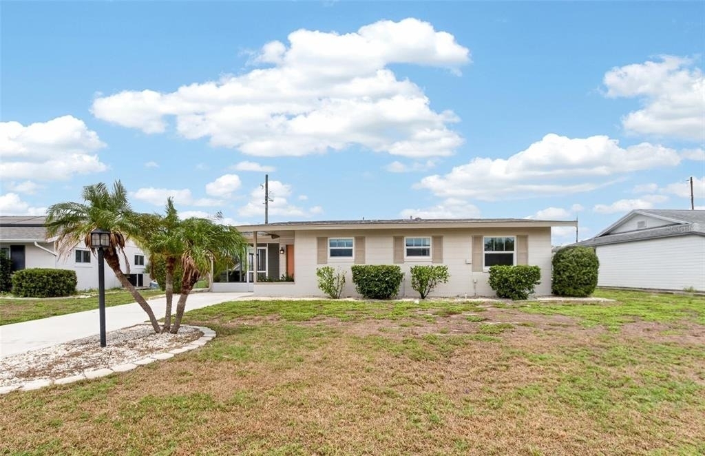 705 Thunderbird Avenue - Photo 50