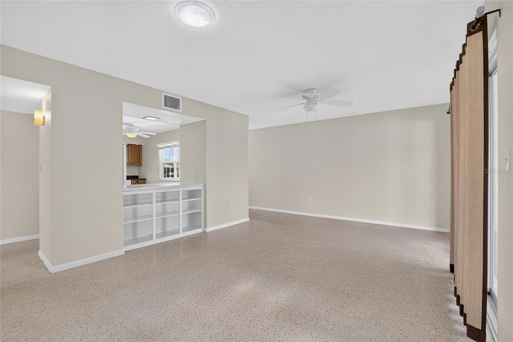 705 Thunderbird Avenue - Photo 27