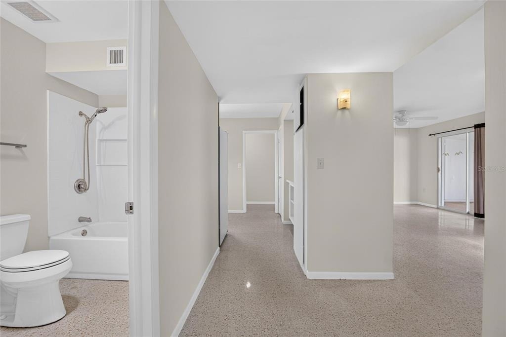 705 Thunderbird Avenue - Photo 19
