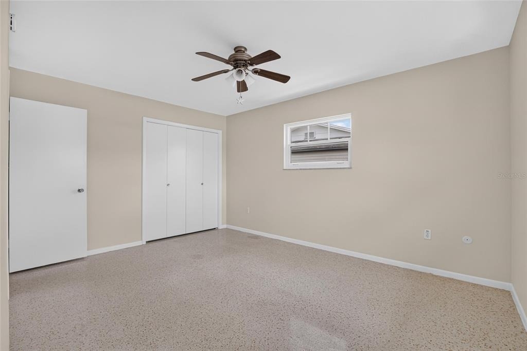 705 Thunderbird Avenue - Photo 16