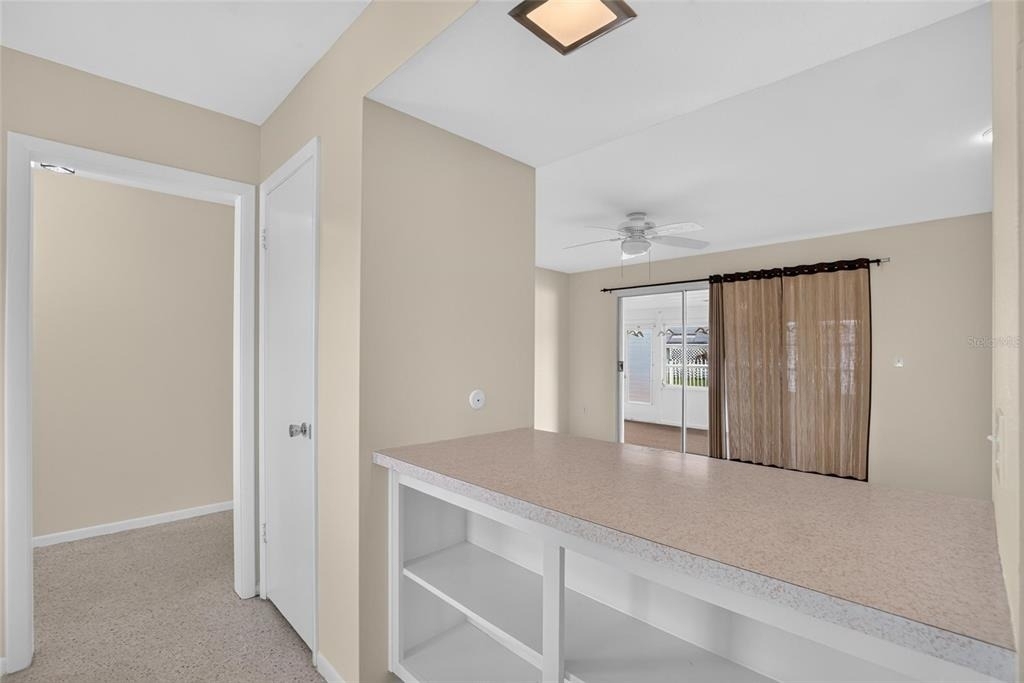 705 Thunderbird Avenue - Photo 9