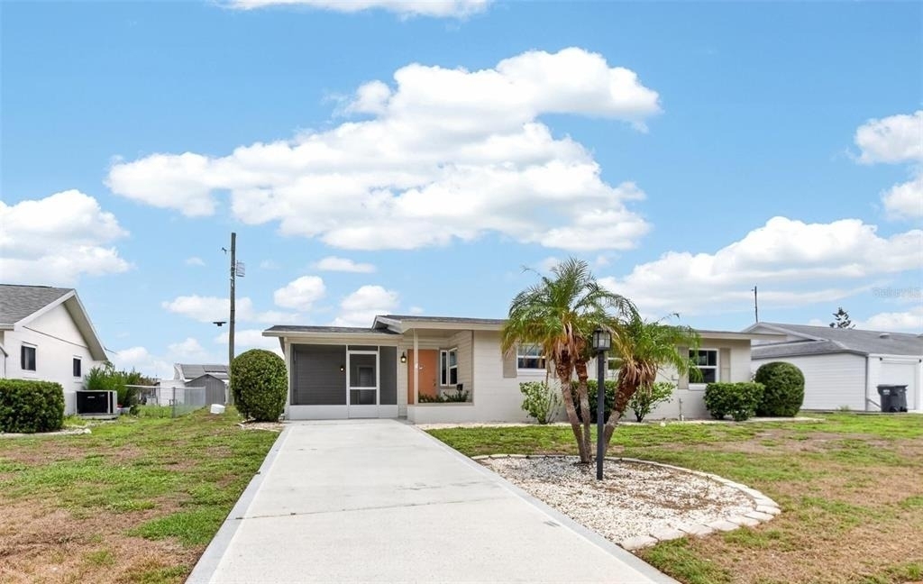 705 Thunderbird Avenue - Photo 49
