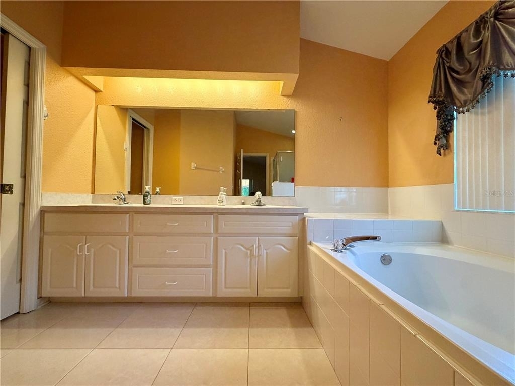 1762 Grey Fox Drive - Photo 4