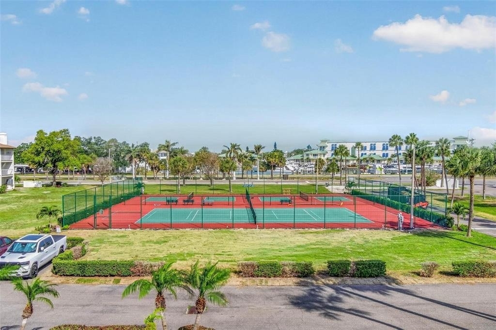 363 Pinellas Bayway S - Photo 29