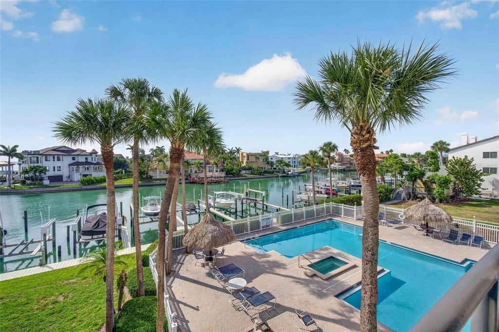 363 Pinellas Bayway S - Photo 28