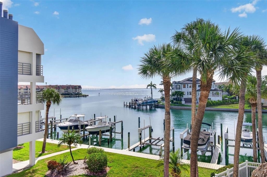 363 Pinellas Bayway S - Photo 0