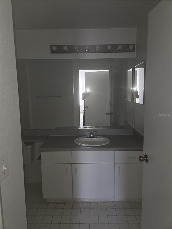 5566 Metrowest Boulevard - Photo 5