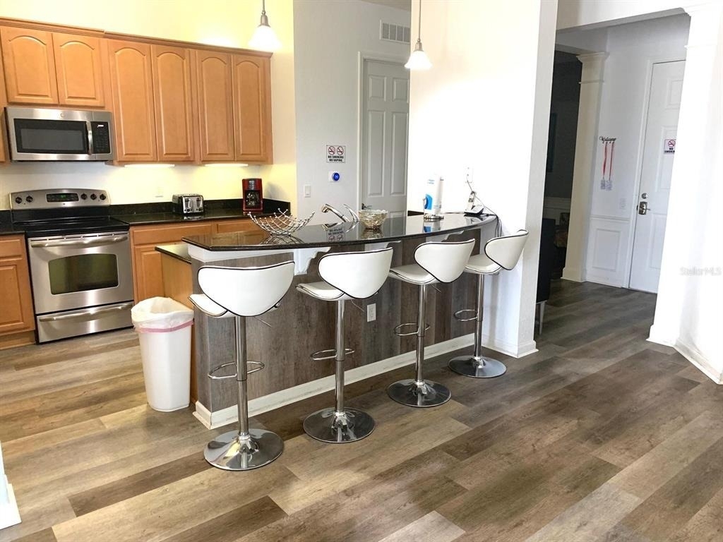 4840 Cayview Avenue - Photo 4