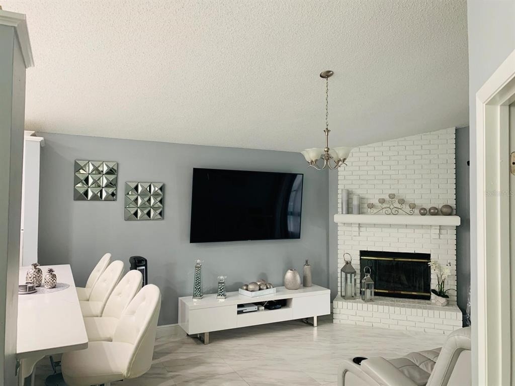 2062 Sue Ellen Court - Photo 7