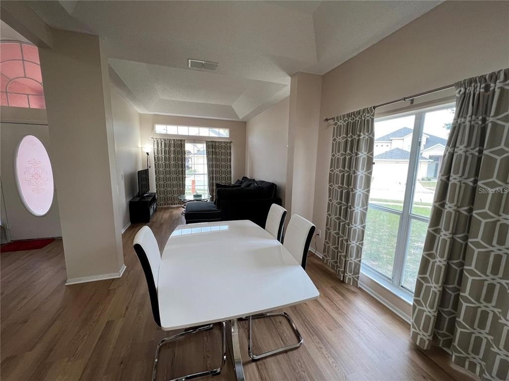 755 Riggs Circle - Photo 5