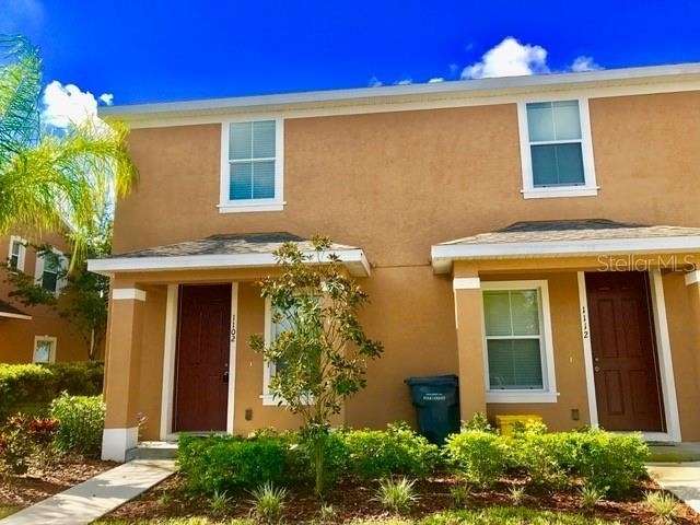 1102 Chelsea Drive - Photo 0