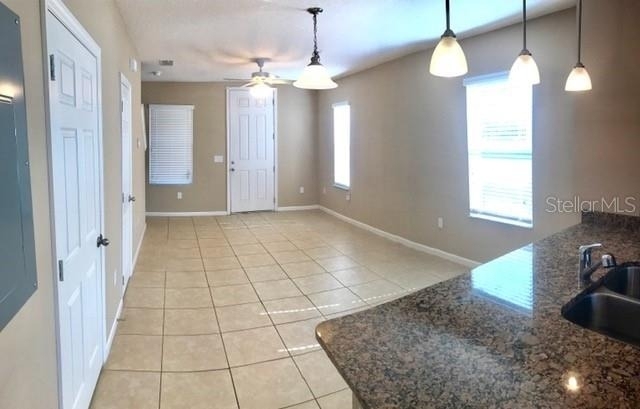 1102 Chelsea Drive - Photo 2