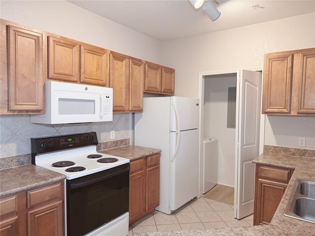 6149 Metrowest Boulevard - Photo 16