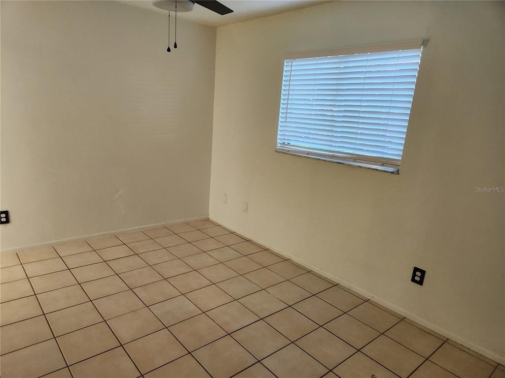 1120 36th Street W - Photo 9