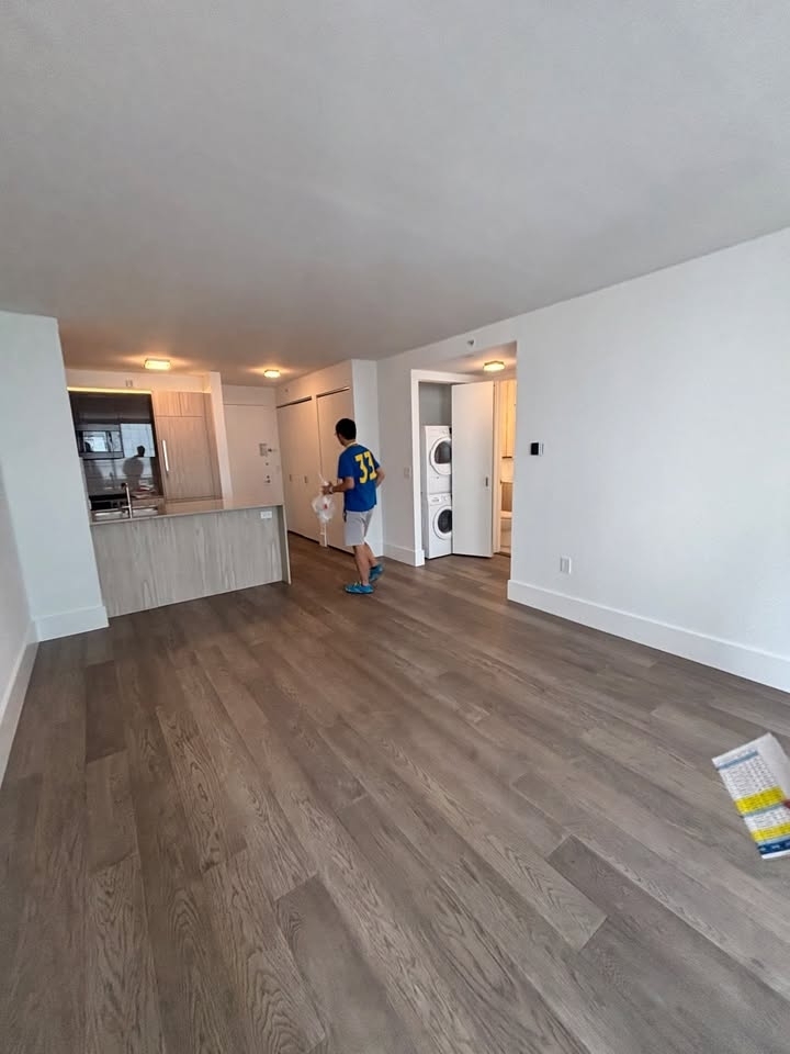 West 47th Street - Photo 3