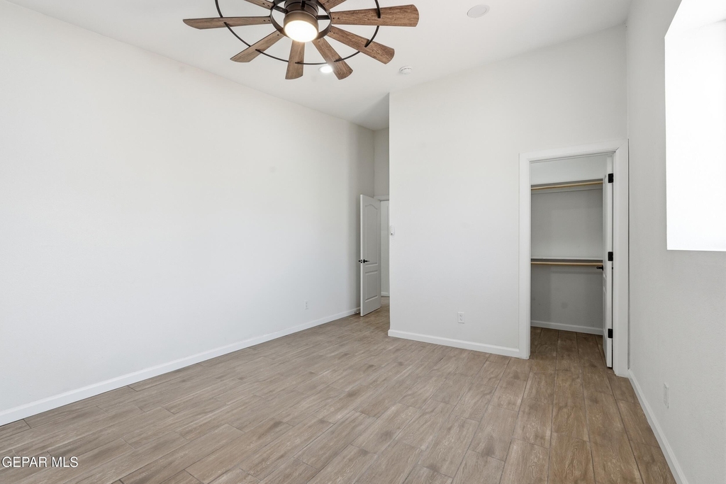 536 James Street - Photo 25