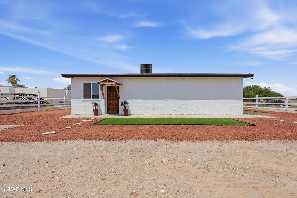 536 James Street - Photo 29