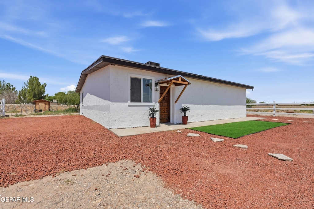 536 James Street - Photo 28