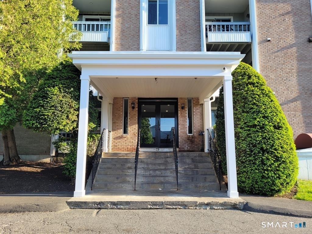 73 Park Avenue - Photo 1