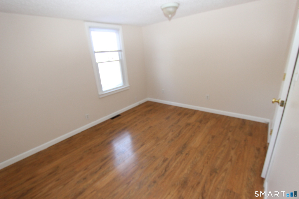 24 Brook Street - Photo 4