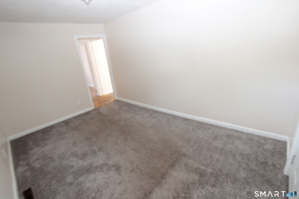 24 Brook Street - Photo 2