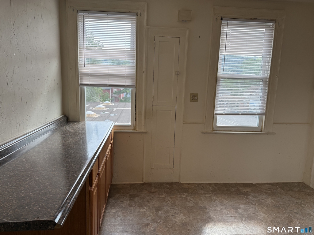 31 Lucy Street - Photo 3