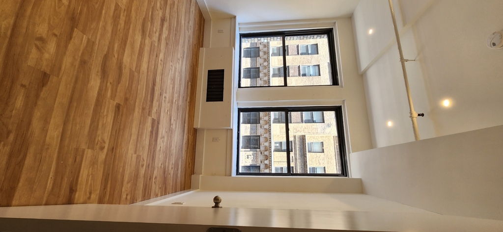 248 West 35th Street - Photo 0