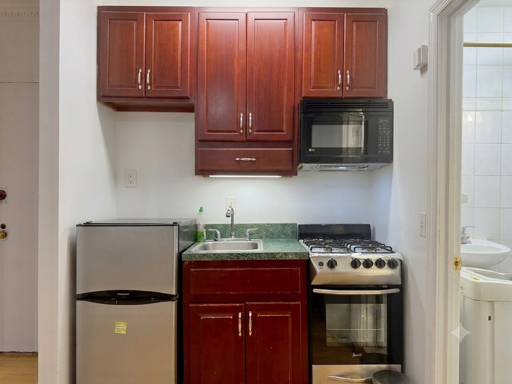 112 West 72nd Street - Photo 3