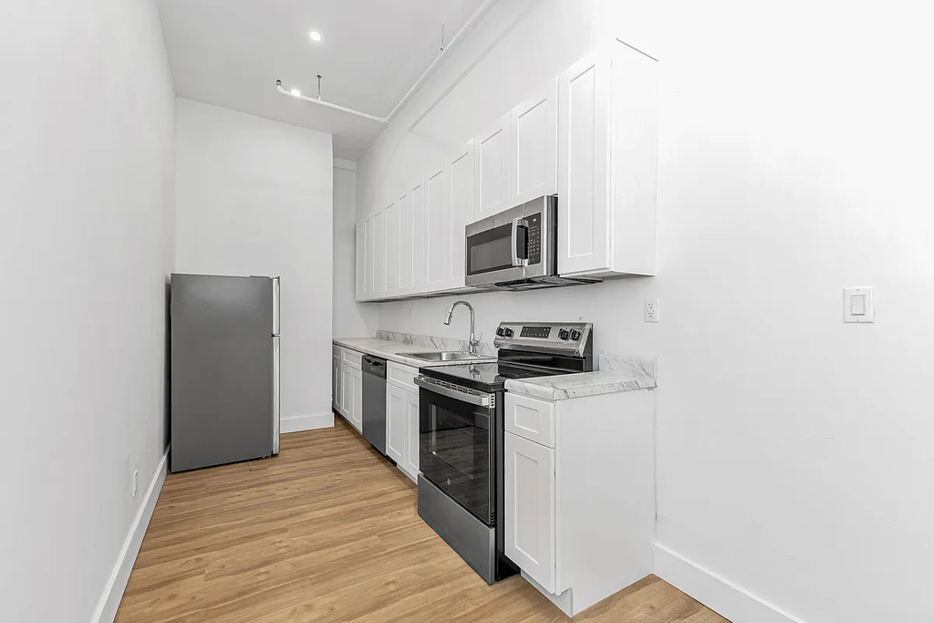 81 Willoughby Street - Photo 4
