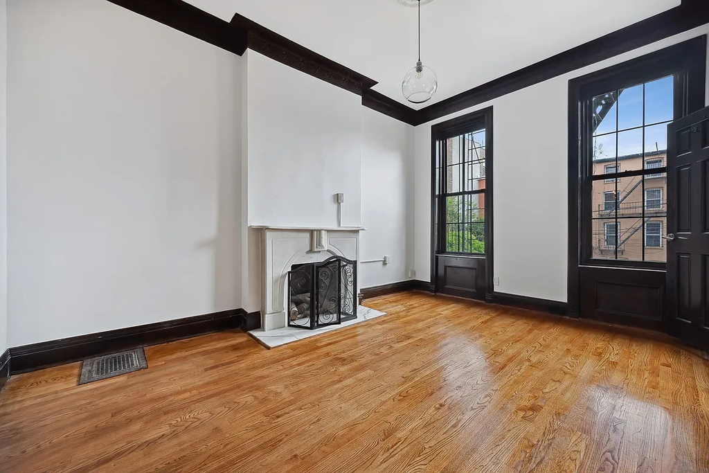 329 Decatur Street - Photo 6