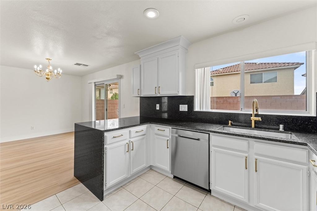 7660 Hope Valley Street - Photo 18