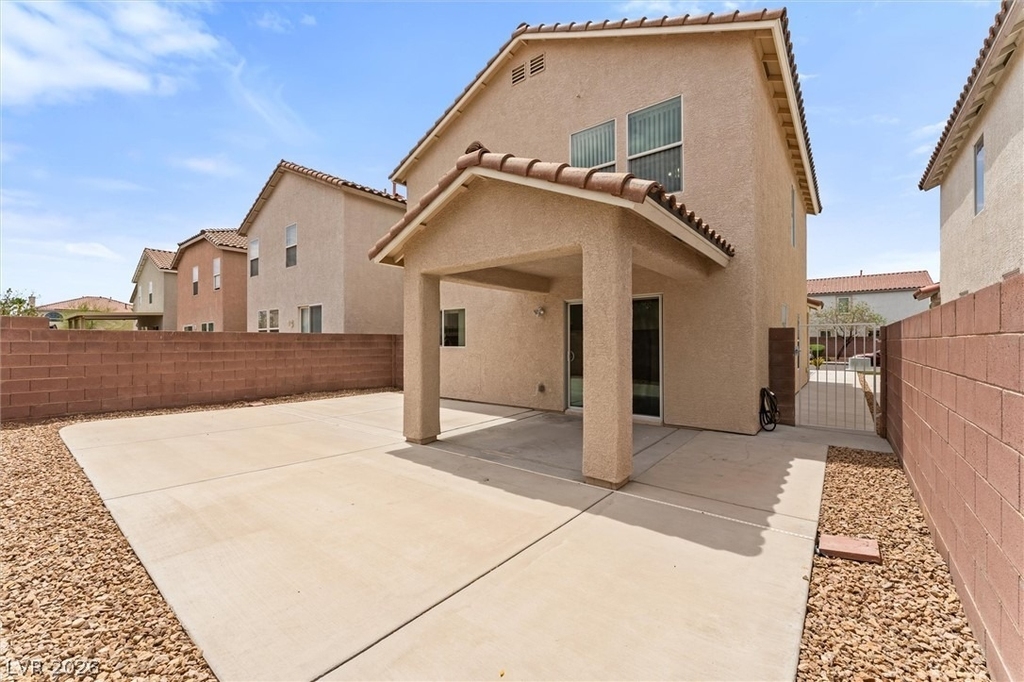 7660 Hope Valley Street - Photo 10