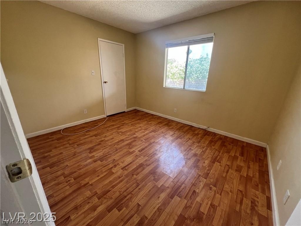 6430 Alomar Avenue - Photo 9
