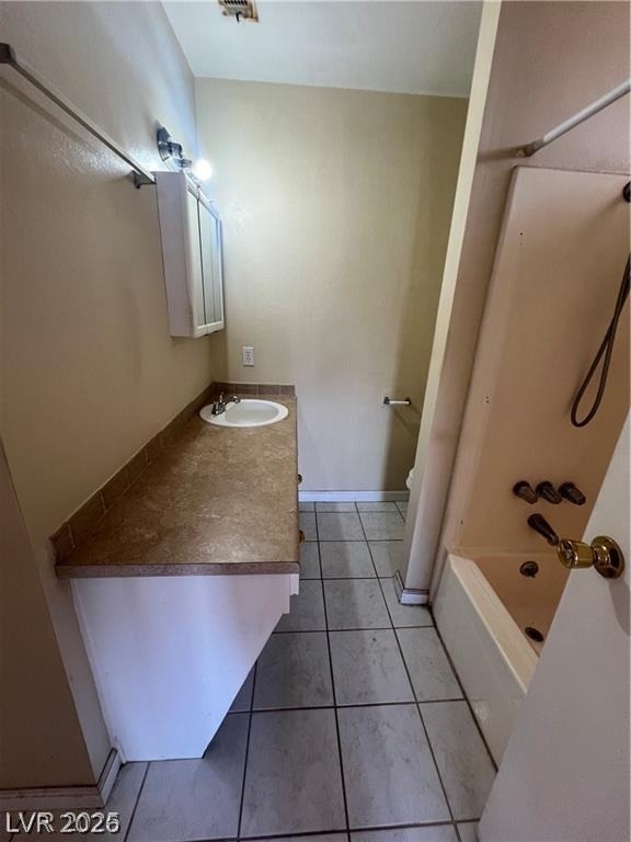 6430 Alomar Avenue - Photo 13