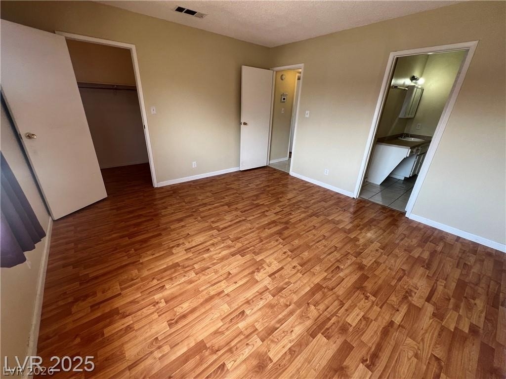 6430 Alomar Avenue - Photo 14