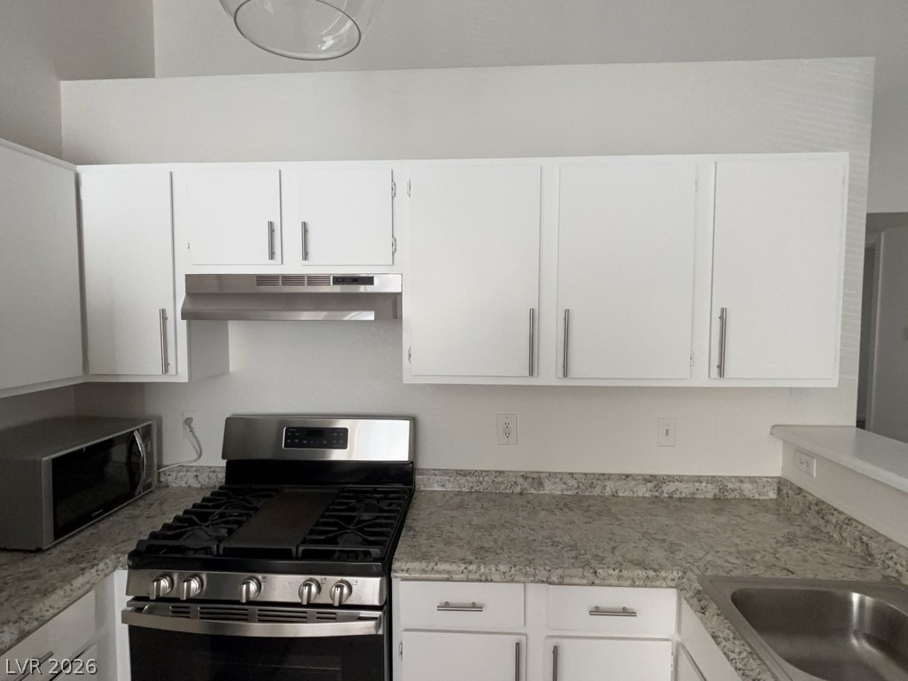 4623 Krissylouise Way - Photo 2
