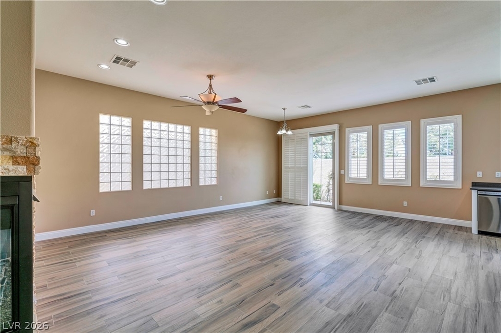 9180 Worsley Park Place - Photo 15