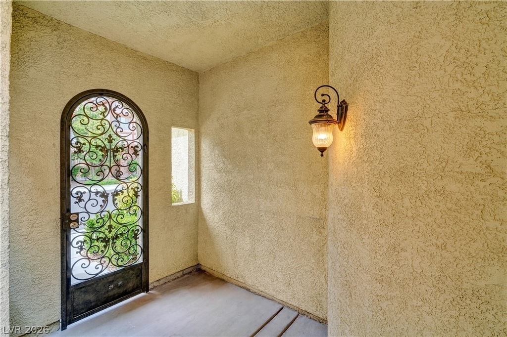 9180 Worsley Park Place - Photo 14