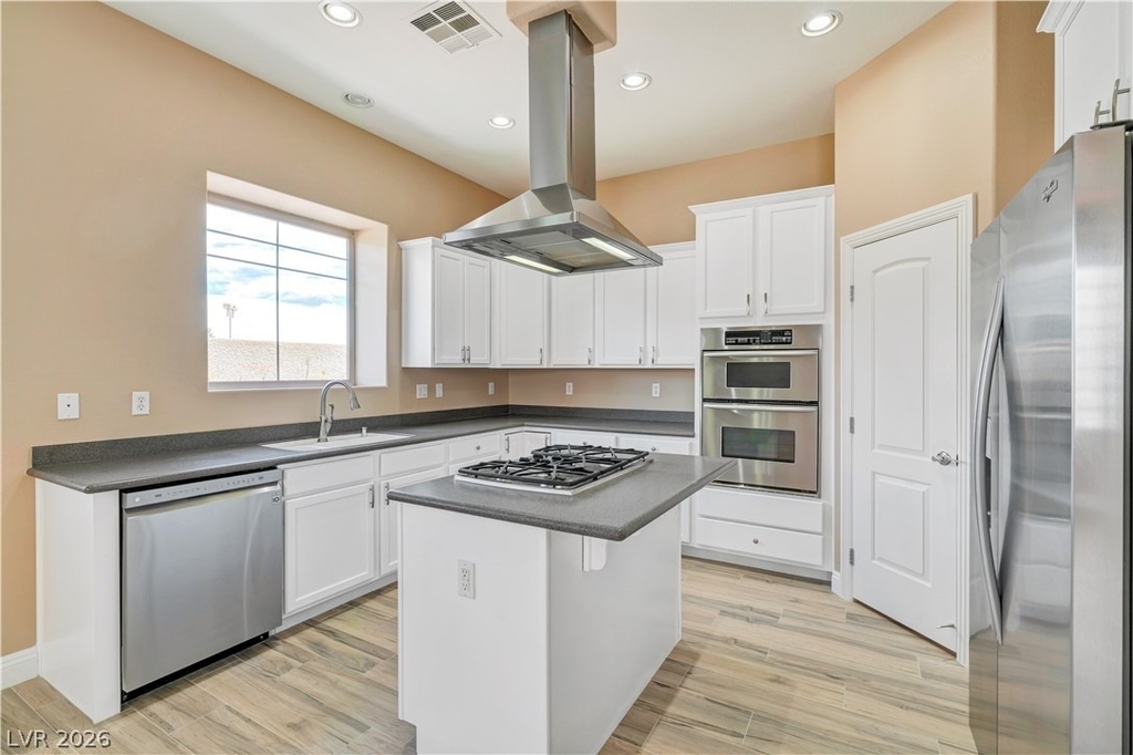 9180 Worsley Park Place - Photo 1