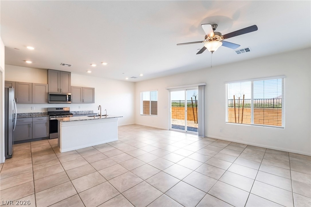 410 Larksong Avenue - Photo 5
