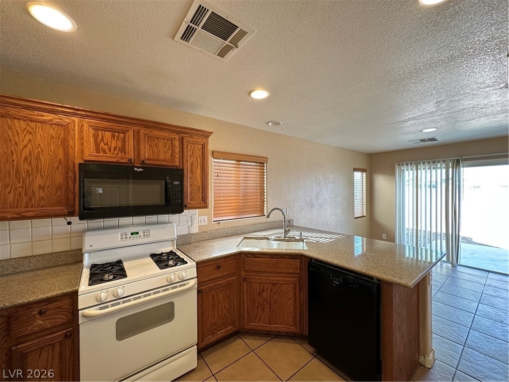 9510 Diamond Bridge Avenue - Photo 6