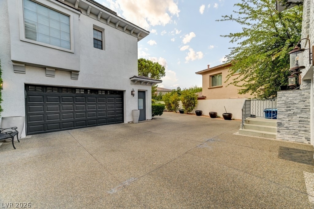 10212 Stone Briar Court - Photo 3