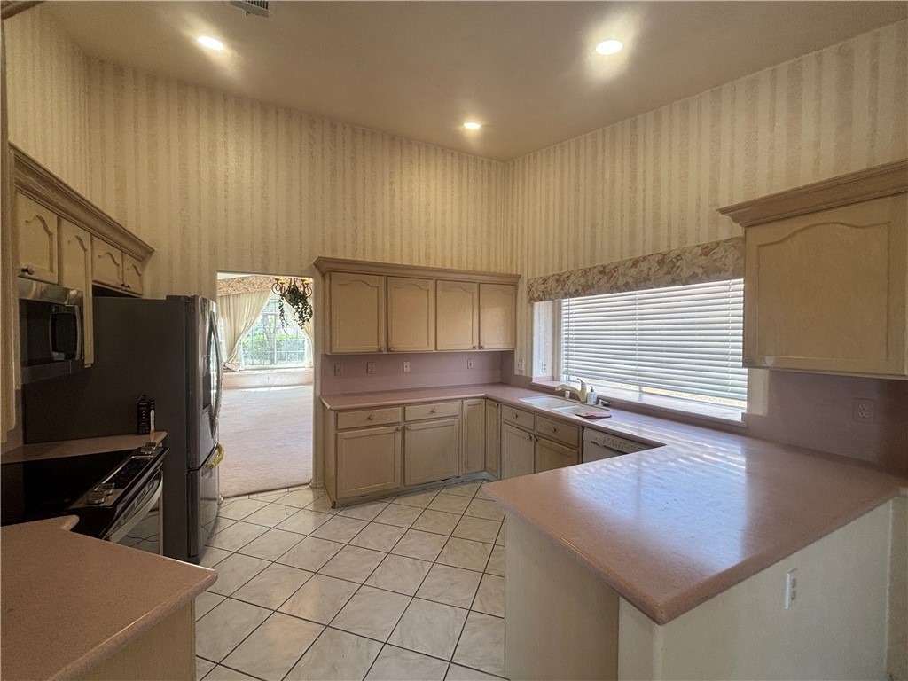 2424 Ocean Front Drive - Photo 4
