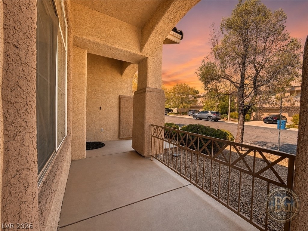 2012 Cedarcrest Court - Photo 3