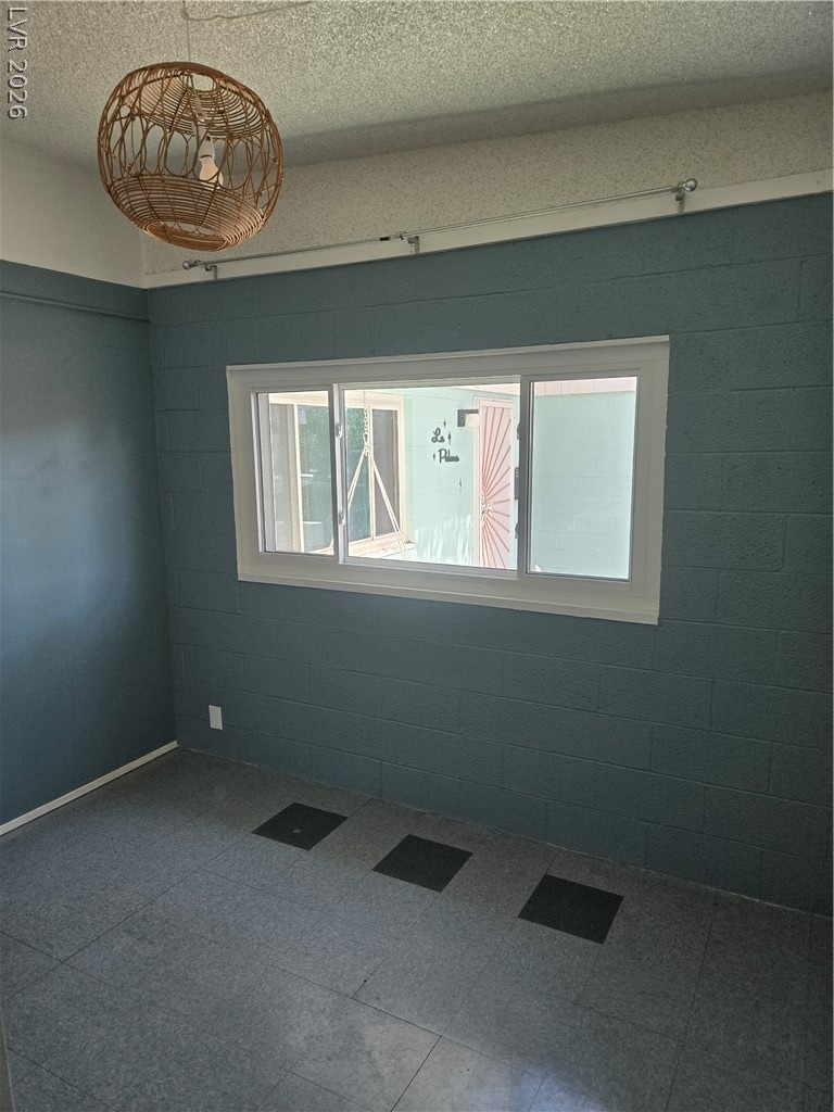 1305 Phillips Avenue - Photo 6