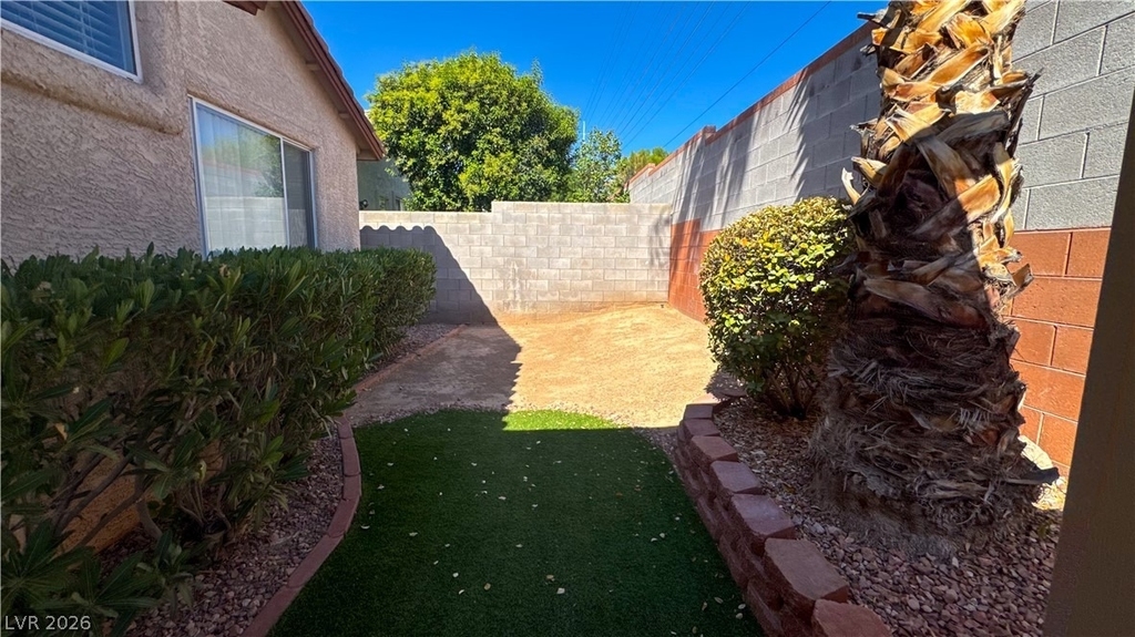 10724 Windrose Point Avenue - Photo 31